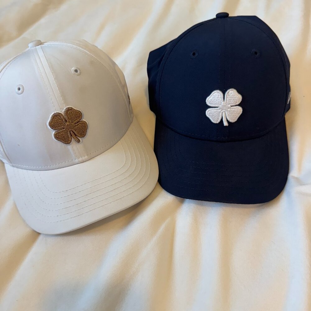 Black Clover Four Leaf Clover Baseball Caps – White & Navy Set